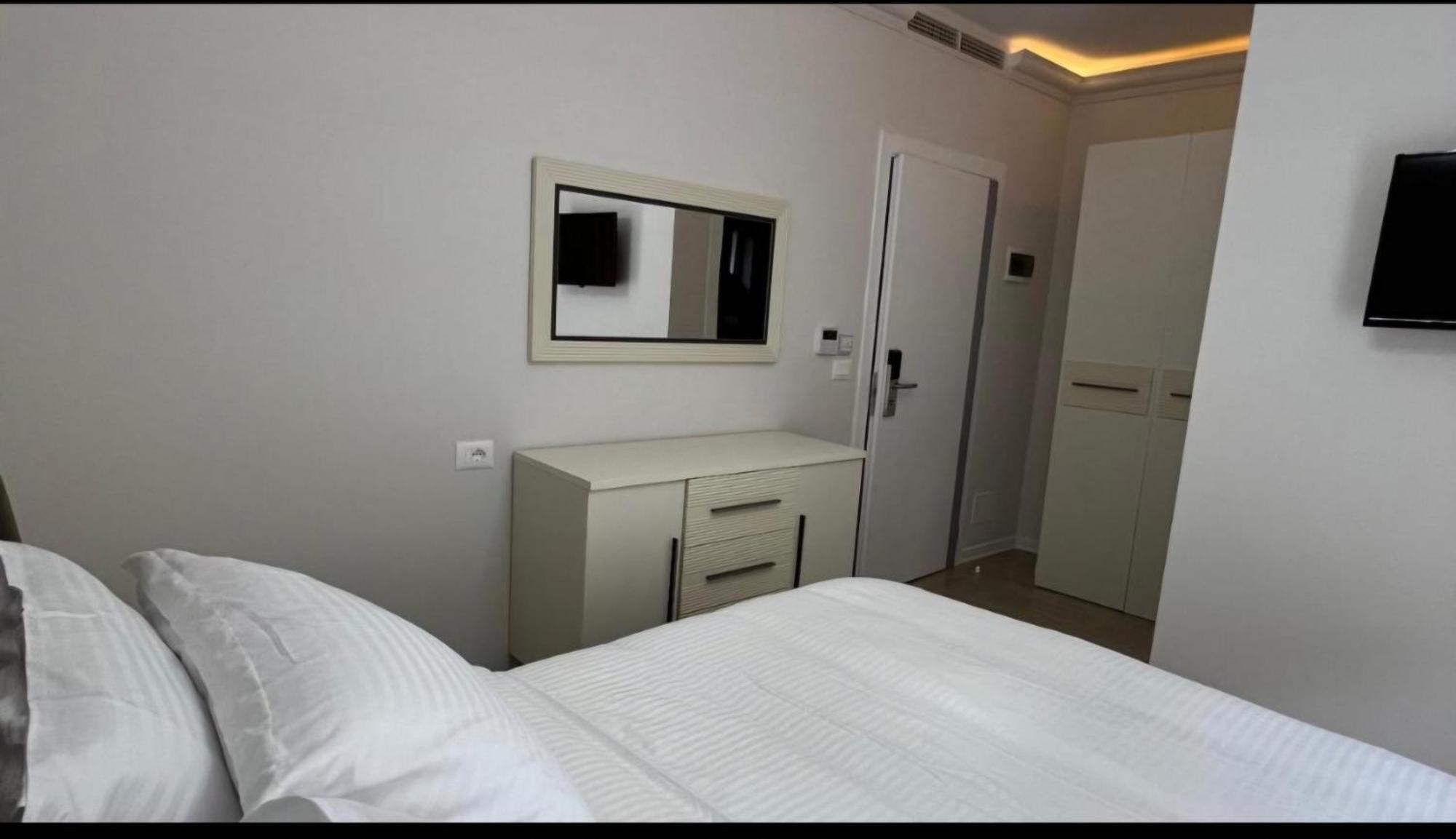 Hotel Demoli Pogradaş Dış mekan fotoğraf